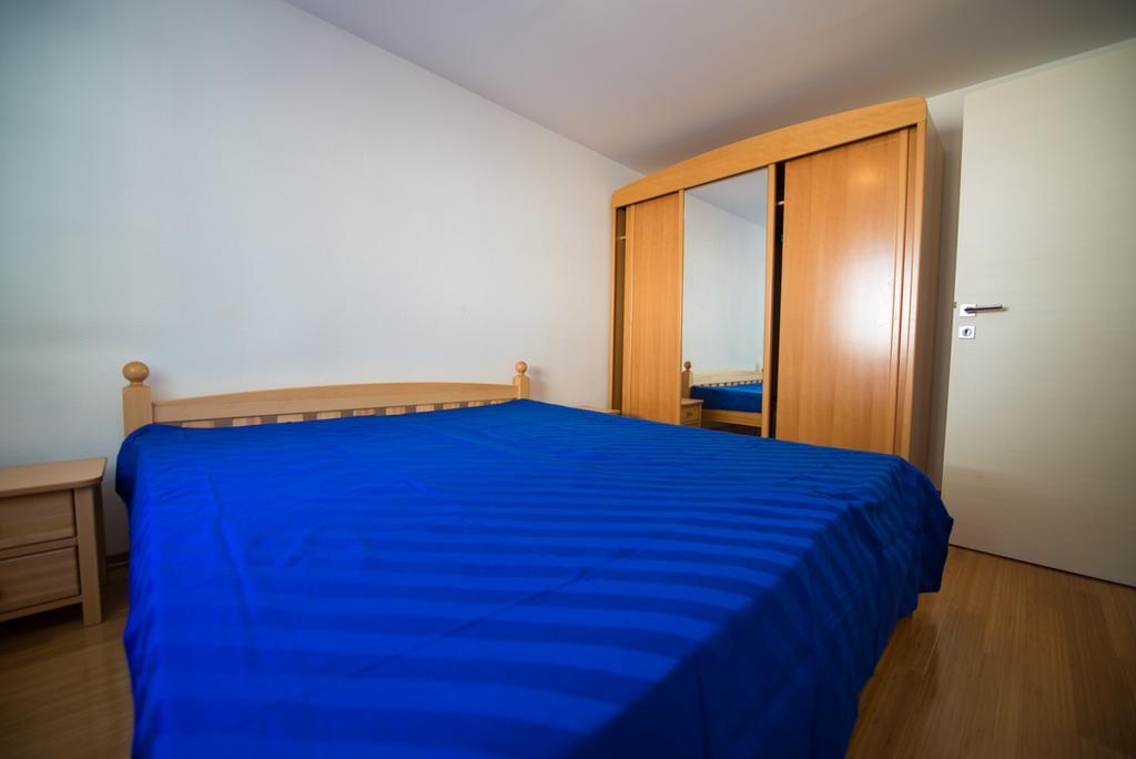 Apartments Karlo 巴什卡沃达 客房 照片